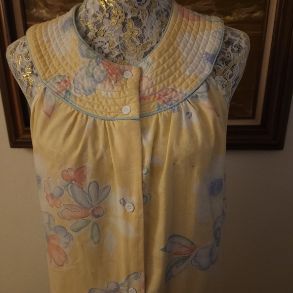 Vintage Yellow Floral Dress By Lara Dee - Picture 9 of 13